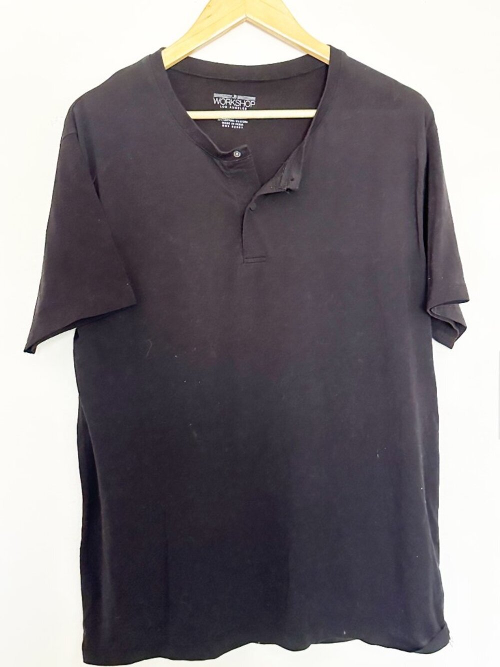 JB WORKSHOP Los Angeles Men LRG Black Snap Henley T Shirt Stretch (Loose Button)